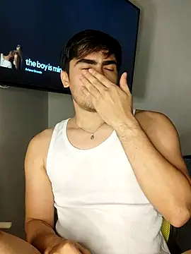 Snapshot of Mason_grey chatting on October 17, 2025, 12:01 am Mason grey online show from October 17, 2025, 12:01 am