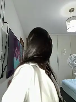 Julieta Duque online show from January 16, 2026, 3:32 am