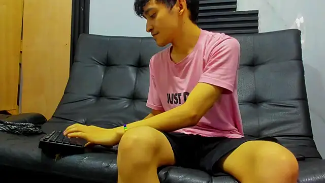 Amun obsidian online show from October 18, 2025, 12:28 pm