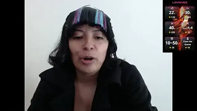 Acelinrose online show from October 29, 2025, 7:59 pm