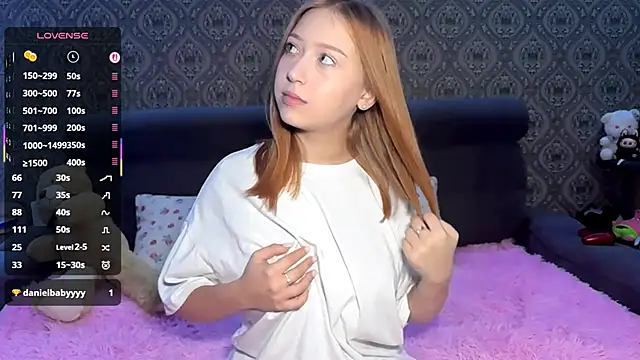 Snapshot of FieryAmelia chatting on November 4, 2025, 2:38 pm FieryAmelia online show from November 4, 2025, 2:38 pm