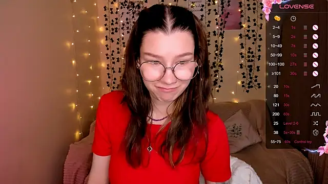 LinaBlossom  online show from October 22, 2025, 2:56 am