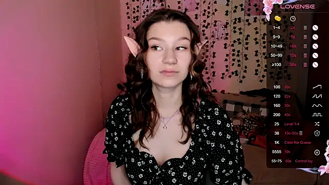 LinaBlossom  online show from October 30, 2025, 8:16 am