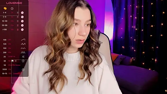 LinaBlossom  online show from January 18, 2026, 8:40 am