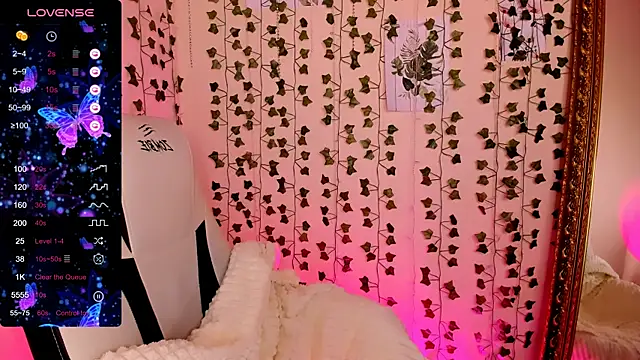 LinaBlossom  online show from February 24, 2026, 8:23 am