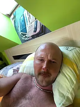 good Dennis online show from September 20, 2025, 3:24 pm