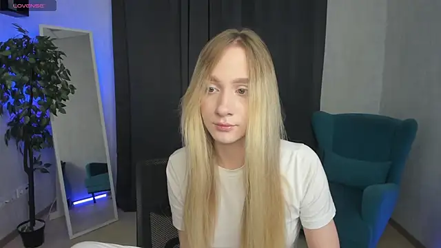 mellisadream online show from September 25, 2025, 2:04 am