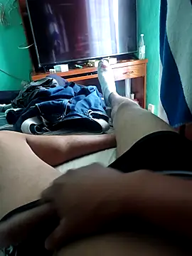 Snapshot of Carlos27hot chatting on October 9, 2025, 7:34 pm Carlos27hot online show from October 9, 2025, 7:34 pm