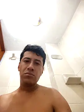 Snapshot of Carlos27hot chatting on October 24, 2025, 4:36 pm Carlos27hot online show from October 24, 2025, 4:36 pm