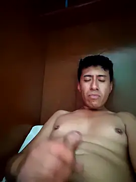 Snapshot of Carlos27hot chatting on October 27, 2025, 10:14 pm Carlos27hot online show from October 27, 2025, 10:14 pm