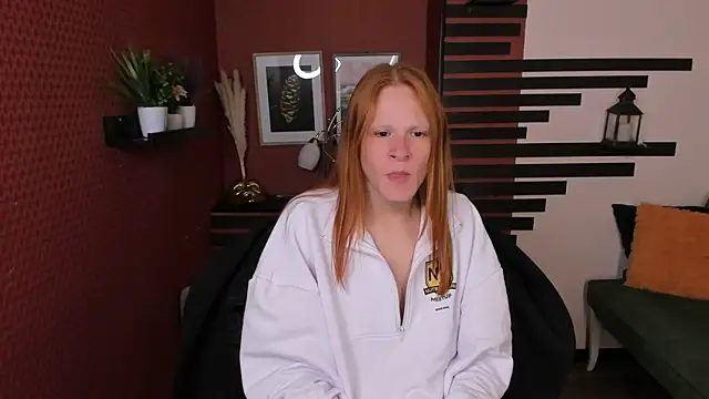 ChloeValentinee online show from October 10, 2025, 9:30 am