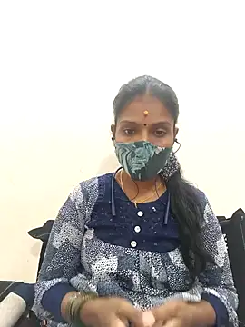 Tamil Yalini12 online show from October 26, 2025, 8:04 pm