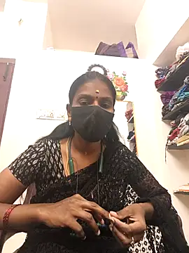 Snapshot of Tamil_Yalini12 chatting on May 2, 2026, 3:50 pm Tamil Yalini12 online show from May 2, 2026, 3:50 pm