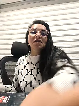 Alisson Stonee online show from February 19, 2026, 10:39 pm