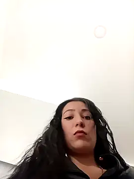  Luna-1 online show from October 18, 2025, 5:57 pm