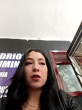  Luna-1 online show from October 20, 2025, 3:12 pm