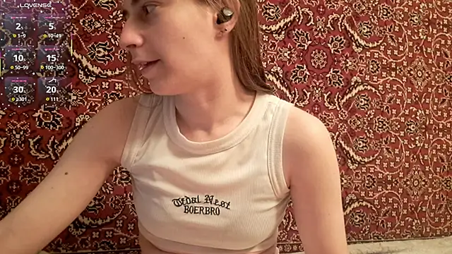 ivetabloom online show from October 22, 2025, 5:24 pm