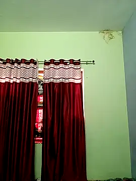 School medam online show from November 1, 2025, 10:39 am