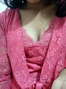 anayahotty online show from October 6, 2025, 6:05 pm