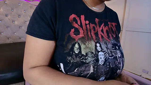 Snapshot of TahiyaMuley_ chatting on November 13, 2025, 11:58 pm TahiyaMuley online show from November 13, 2025, 11:58 pm