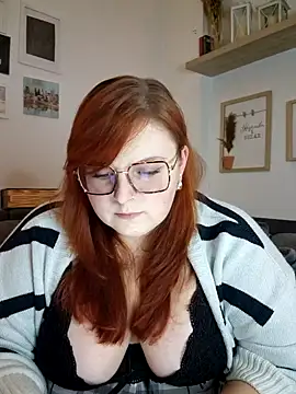 Snapshot of Chrissiosaurus chatting on November 12, 2025, 2:39 pm Chrissiosaurus online show from November 12, 2025, 2:39 pm