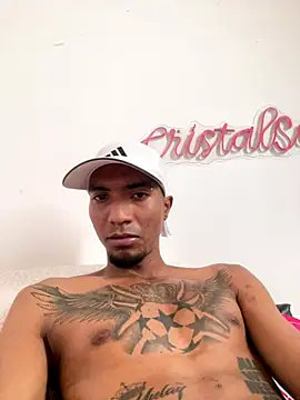 stronganddelicious online show from September 23, 2025, 5:05 pm