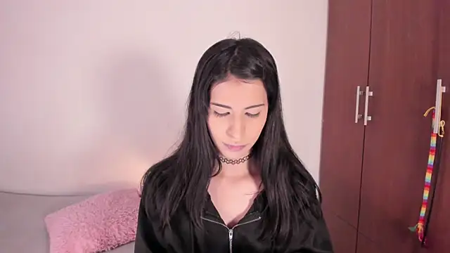 Snapshot of ScarlettRosetti chatting on October 24, 2025, 1:46 am ScarlettRosetti online show from October 24, 2025, 1:46 am