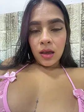 Snapshot of Valery_lux16 chatting on January 17, 2026, 6:00 pm Valery lux16 online show from January 17, 2026, 6:00 pm