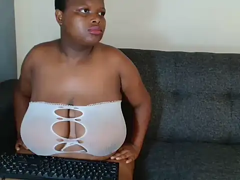 bigboobsHUNNY online show from September 26, 2025, 3:05 pm