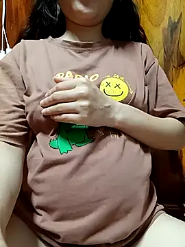 Snapshot of Pipi23_ chatting on October 16, 2025, 2:51 pm Pipi23 online show from October 16, 2025, 2:51 pm