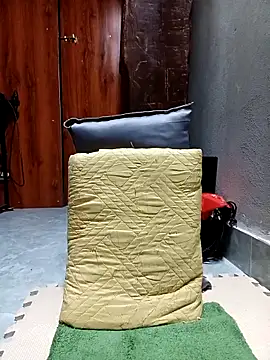 Snapshot of Pipi23_ chatting on October 21, 2025, 1:17 am Pipi23 online show from October 21, 2025, 1:17 am