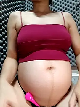 Snapshot of Pipi23_ chatting on October 25, 2025, 3:03 am Pipi23 online show from October 25, 2025, 3:03 am