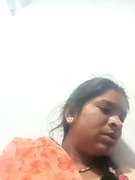 Snapshot of Cuty_prathna chatting on October 22, 2025, 11:04 pm Cuty prathna online show from October 22, 2025, 11:04 pm