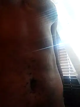 Snapshot of Blackveins32 chatting on October 22, 2025, 6:02 am Blackveins32 online show from October 22, 2025, 6:02 am