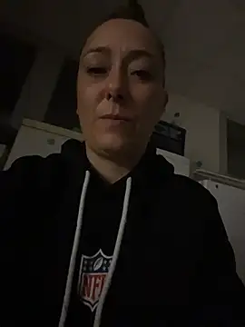 Snapshot of Reine_du_Vice84 chatting on March 1, 2026, 3:30 am Reine du Vice84 online show from March 1, 2026, 3:30 am