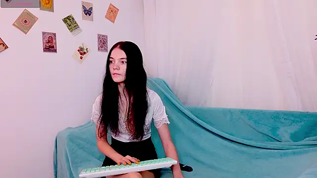 Snapshot of chatting on October 6, 2025, 6:22 am online show from October 6, 2025, 6:22 am