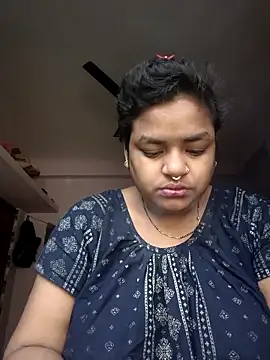 Deborbhavi222 online show from February 6, 2026, 4:28 am