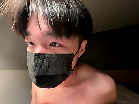 Snapshot of Yo155 chatting on October 15, 2025, 2:39 pm Yo155 online show from October 15, 2025, 2:39 pm