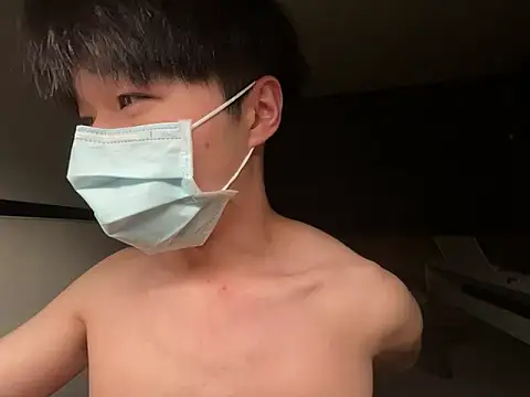 Snapshot of Yo155 chatting on November 10, 2025, 5:34 pm Yo155 online show from November 10, 2025, 5:34 pm