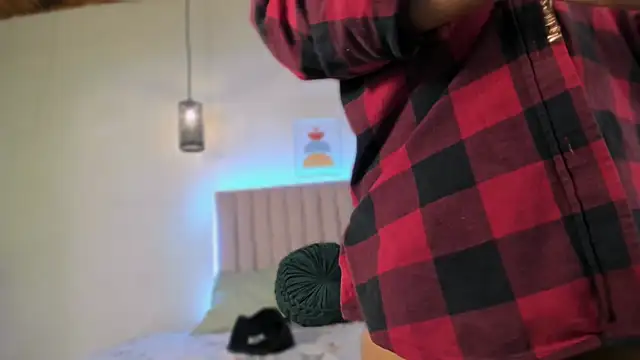 danika moriii online show from October 23, 2025, 11:24 pm