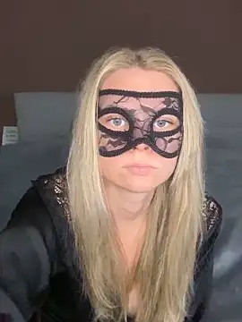 Cherrycolada online show from September 30, 2025, 1:16 pm