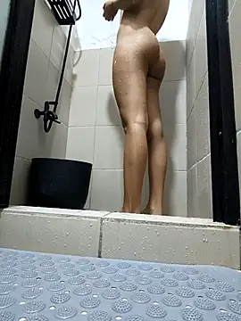 Snapshot of m011325 chatting on October 25, 2025, 6:02 pm m011325 online show from October 25, 2025, 6:02 pm