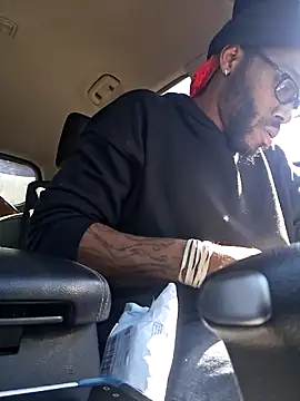 Snapshot of 214KingLonggg chatting on February 4, 2026, 6:03 pm 214KingLonggg online show from February 4, 2026, 6:03 pm