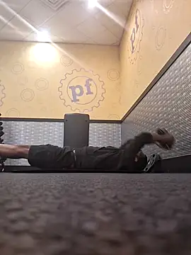 Snapshot of 214KingLonggg chatting on February 8, 2026, 11:08 pm 214KingLonggg online show from February 8, 2026, 11:08 pm