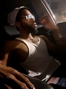 Snapshot of 214KingLonggg chatting on March 27, 2026, 11:43 am 214KingLonggg online show from March 27, 2026, 11:43 am