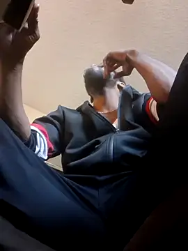 Snapshot of 214KingLonggg chatting on March 29, 2026, 5:46 pm 214KingLonggg online show from March 29, 2026, 5:46 pm