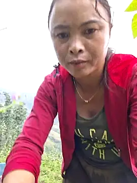 xuxulovezz online show from October 3, 2025, 12:51 am