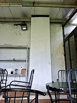 xuxulovezz online show from October 18, 2025, 4:48 am