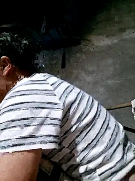 Snapshot of xuxulovezz chatting on March 12, 2026, 10:32 am xuxulovezz online show from March 12, 2026, 10:32 am