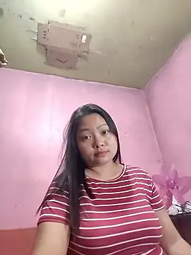 Snapshot of radiantbloom chatting on January 12, 2026, 1:38 pm radiantbloom online show from January 12, 2026, 1:38 pm